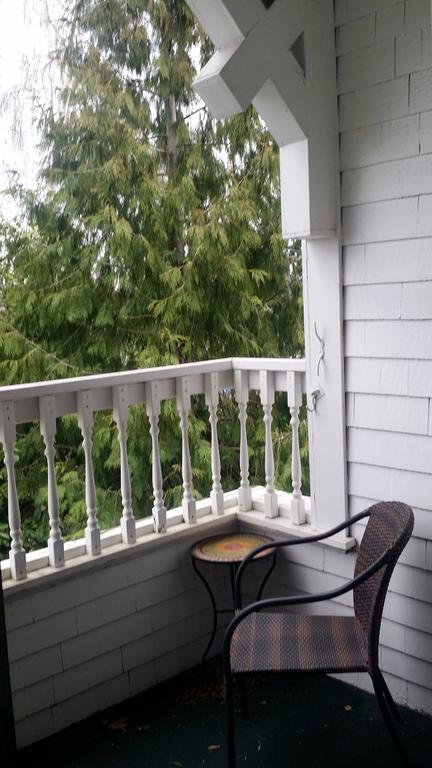 Evermore Guesthouse Portland Room photo