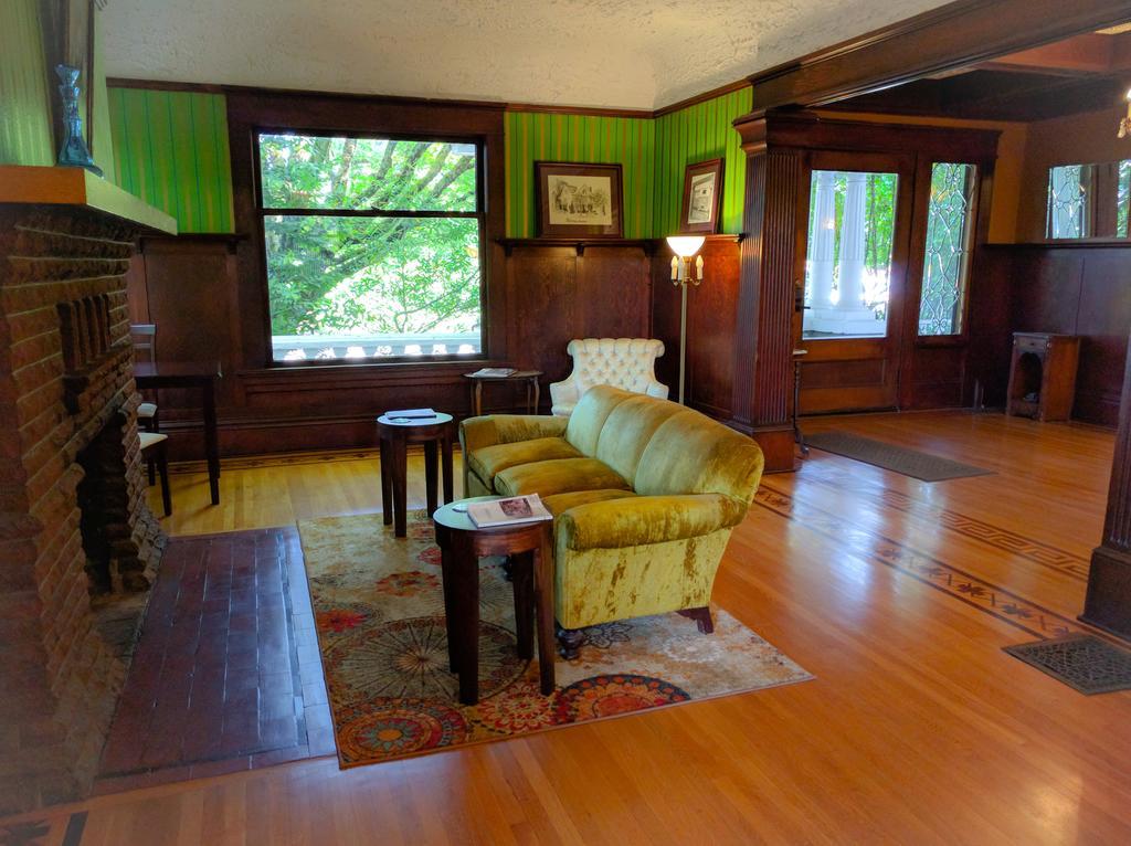 Evermore Guesthouse Portland Exterior photo