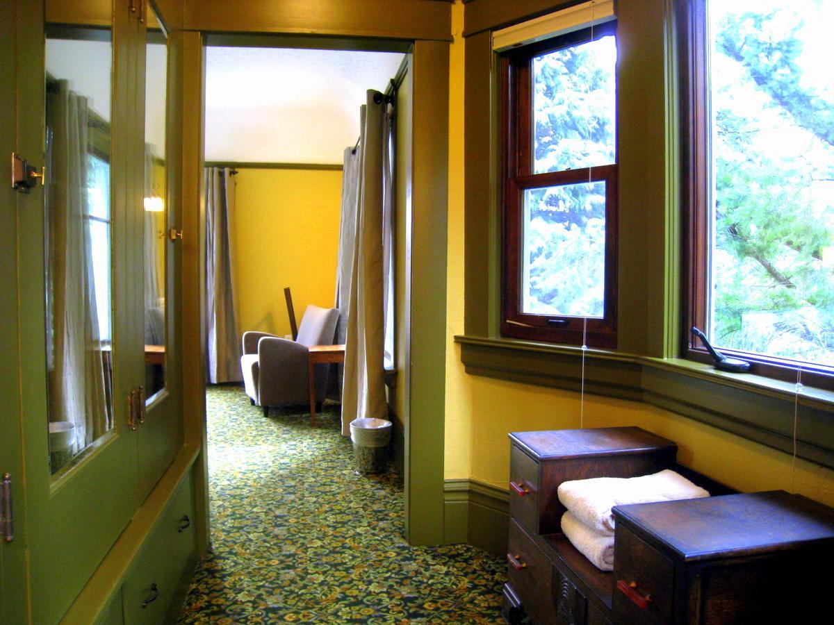 Evermore Guesthouse Portland Exterior photo